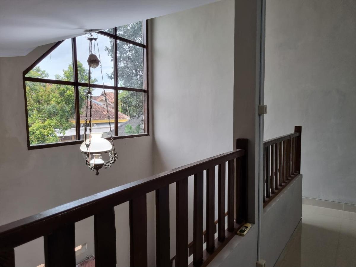 Mutiara Homestay Syariah Yogyakarta Exterior foto