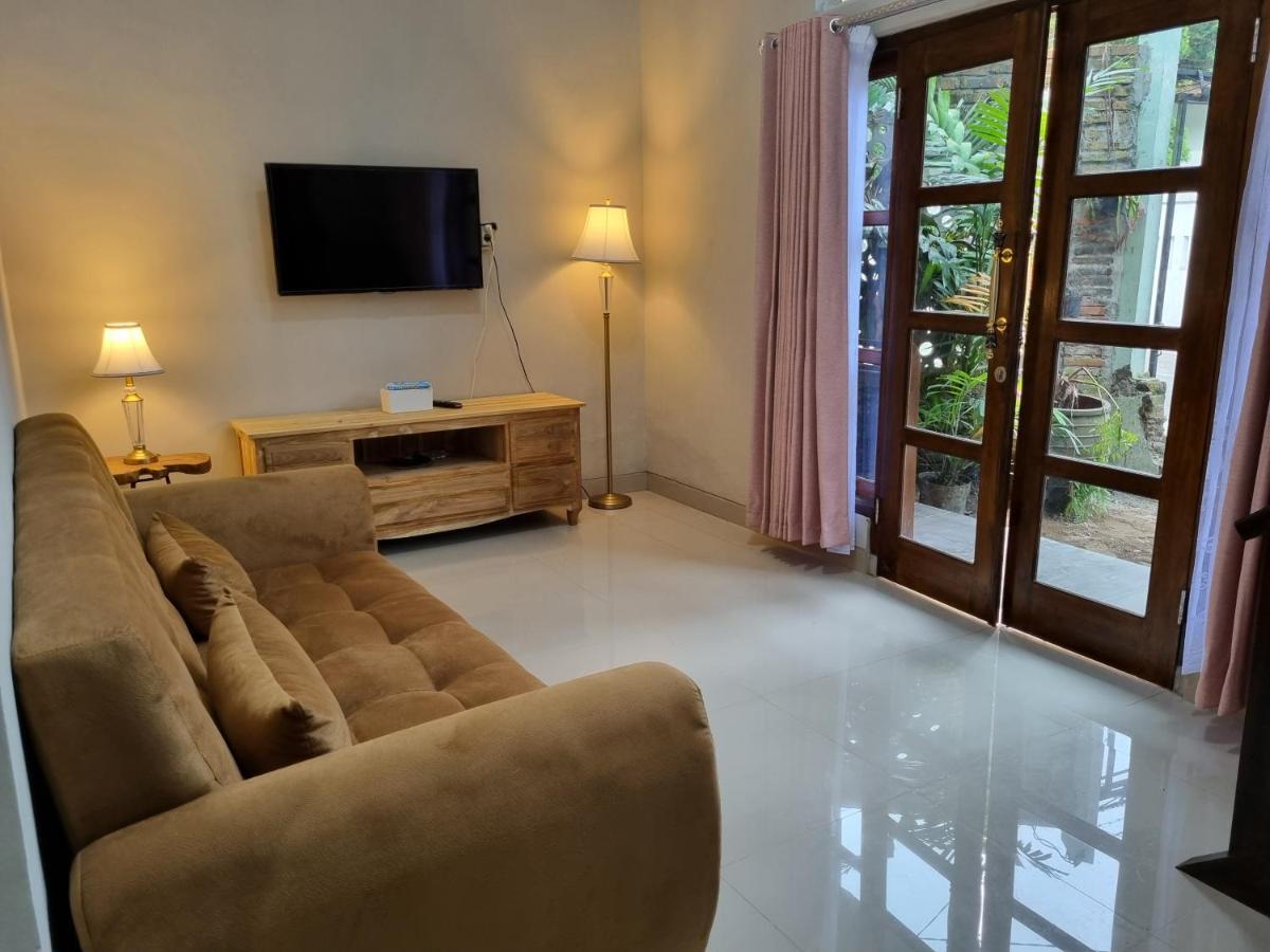 Mutiara Homestay Syariah Yogyakarta Exterior foto